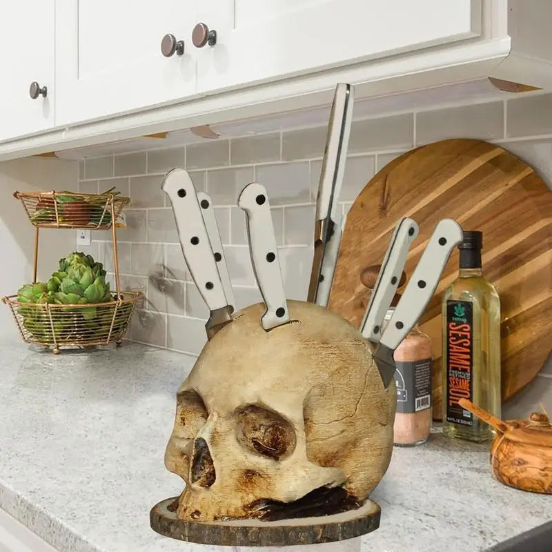 SkullyBlade – Gotiskt knivställ med dödskalle för djärv köksstil