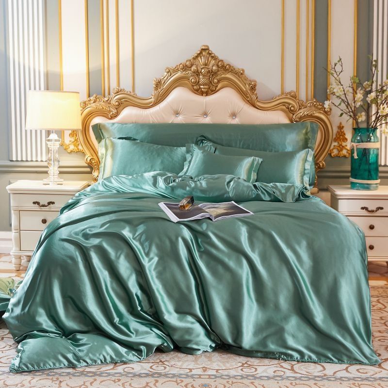Opulent Dream Silk Bäddset – 4-delat täcke, örngott och lakan
