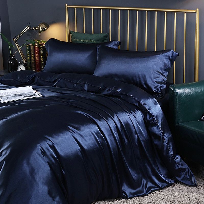 Opulent Dream Silk Bäddset – 4-delat täcke, örngott och lakan