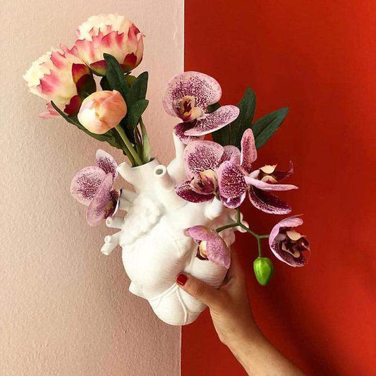 HeartBloom | Hjärtformad dekorativ blomvas - unik hjärtvas
