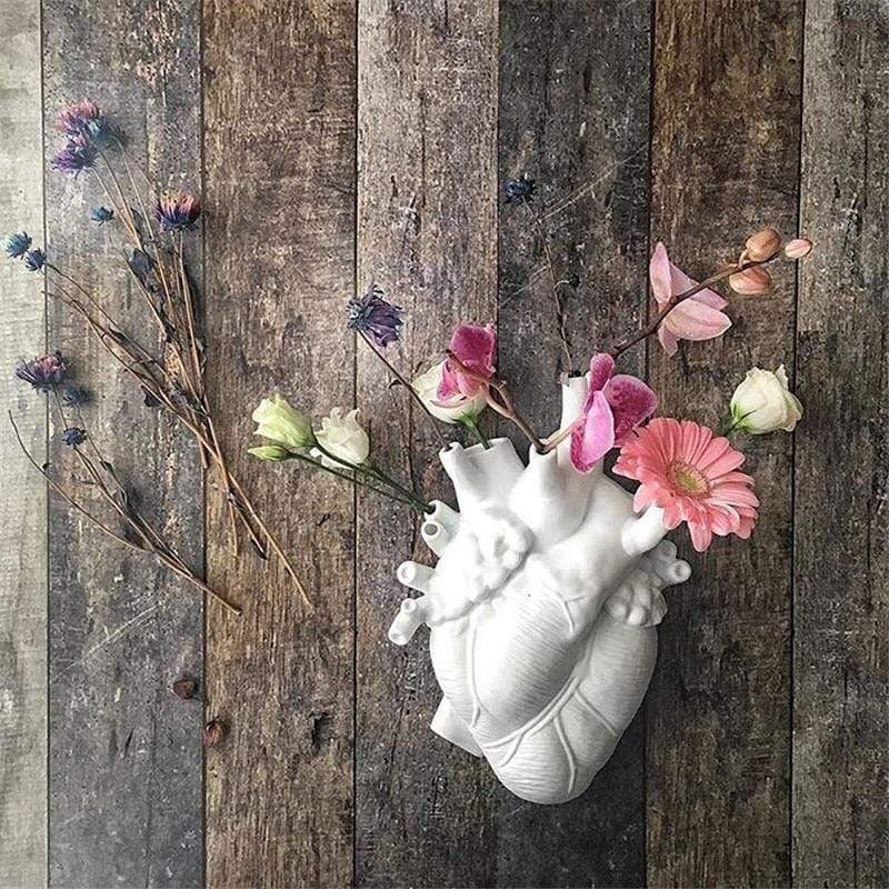 HeartBloom | Hjärtformad dekorativ blomvas - unik hjärtvas