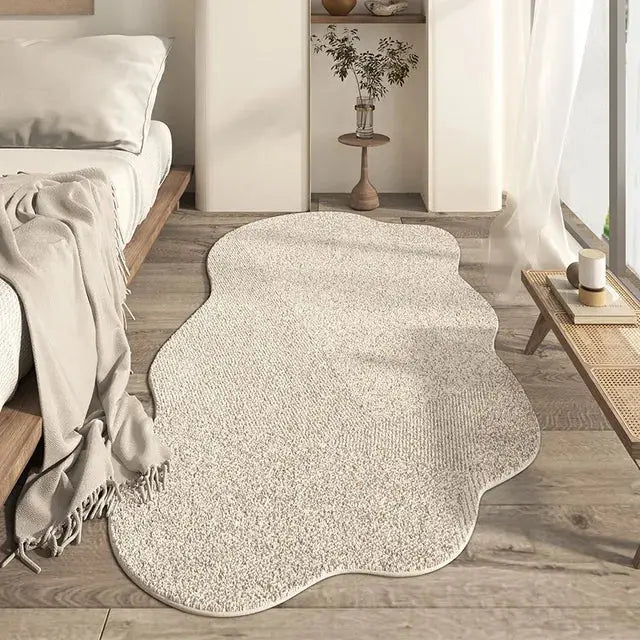 SnugWave | Mjuk och fluffig oregelbundet formad matta - mysig, modern golvdekoration