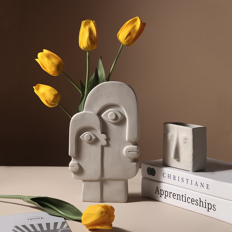 IconVase | Kreativ abstrakt ansiktsvas i keramik - Modern konstnärlig heminredning